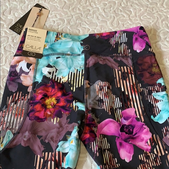 CALIA by Carrie Underwood Pants - Sale ! CALIA leggings size small .  NWT